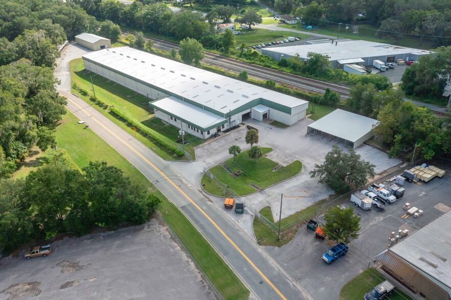1056 NE 16th St, Ocala, FL for lease - Building Photo - Image 1 of 40