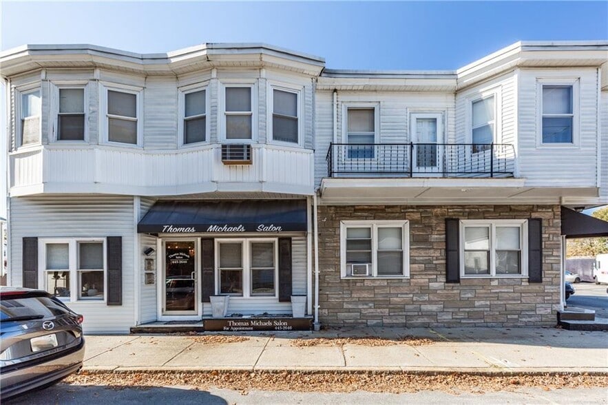 18011803 Cranston St, Cranston, RI 02920