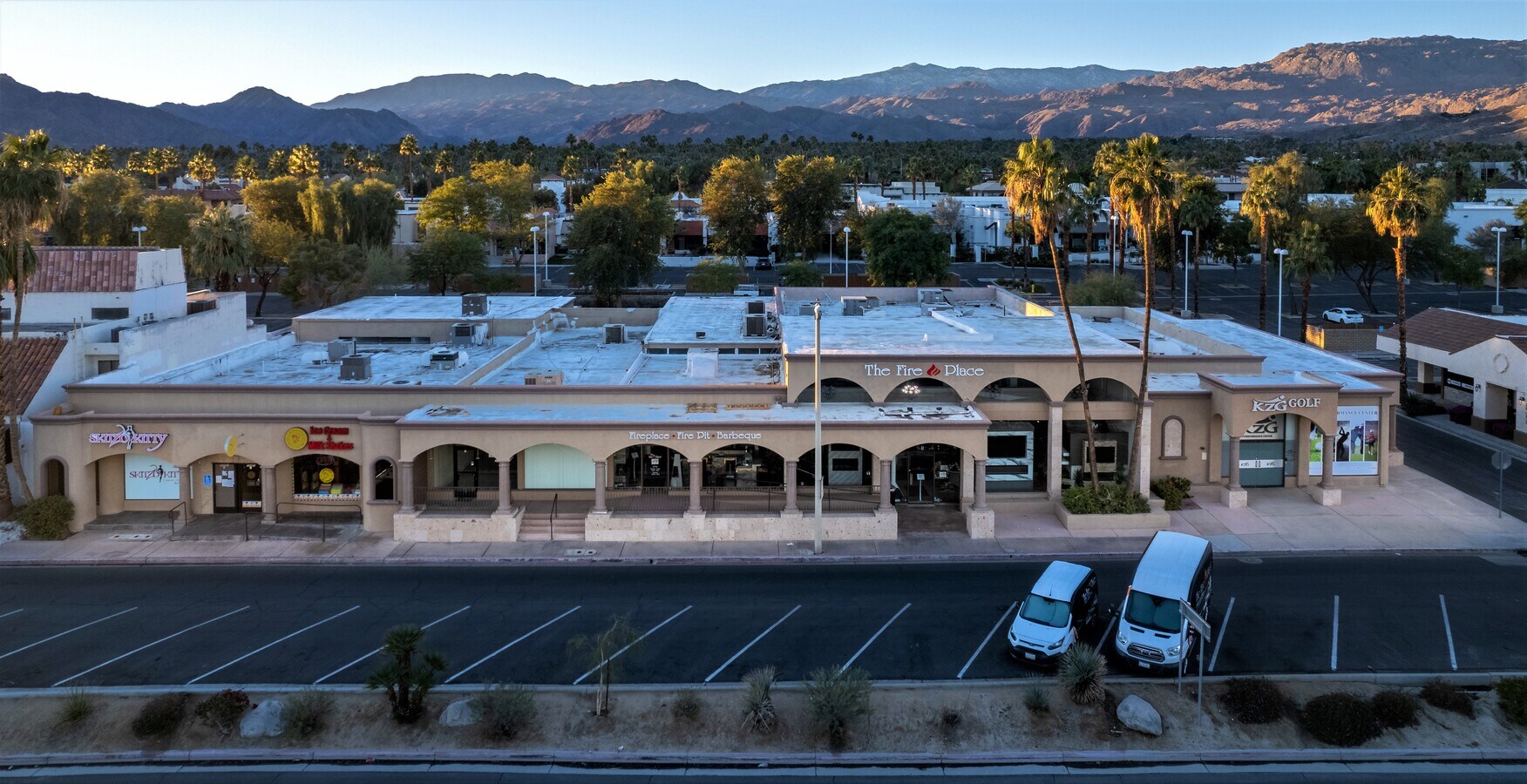 7317573221 Hwy 111, Palm Desert, CA 92260