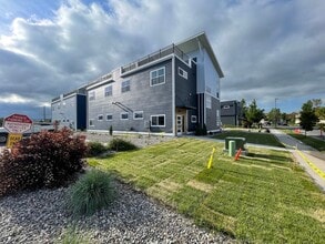 2994-3016 N 27th Ave, Bozeman, MT for lease Interior Photo- Image 2 of 2