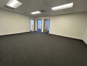 3525 W Peterson Ave, Chicago, IL for lease Building Photo- Image 2 of 7