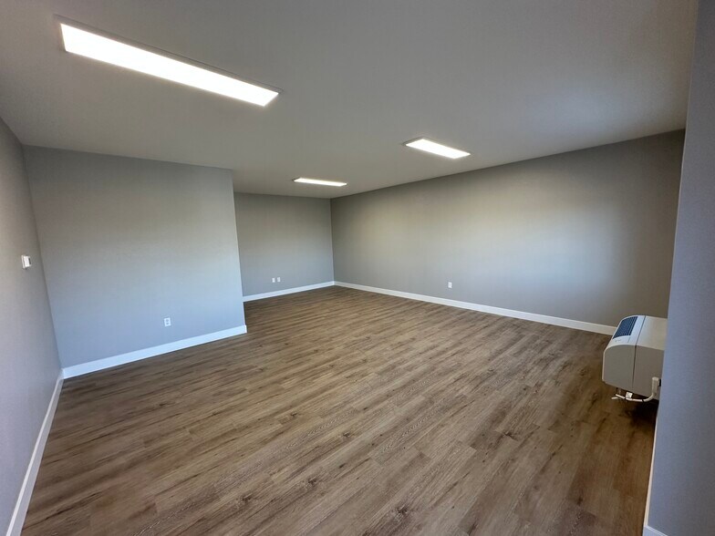 11215 Washington St, Northglenn, CO for sale - Building Photo - Image 2 of 7