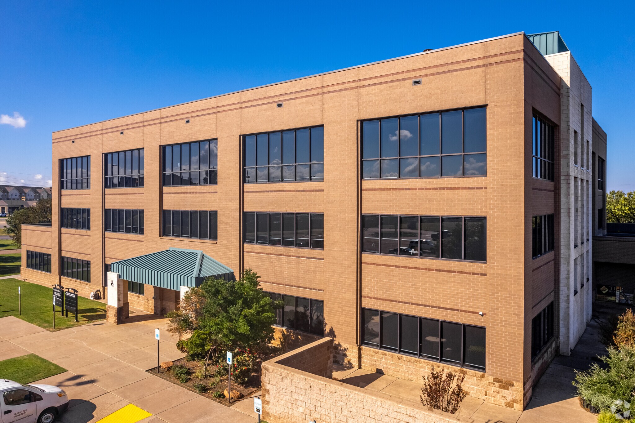 5307 W Loop 289, Lubbock, TX for sale Primary Photo- Image 1 of 1