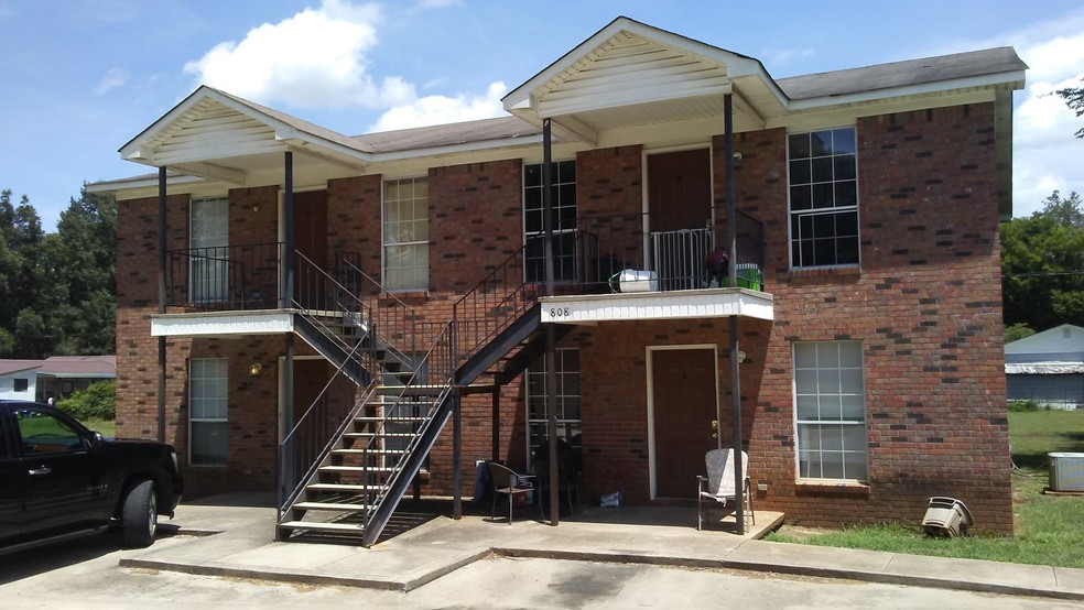 808-810 Stuart St, Tuscumbia, AL 35674 | LoopNet