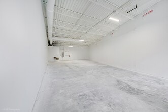 3760 Sixes Rd, Canton, GA for lease Interior Photo- Image 2 of 5