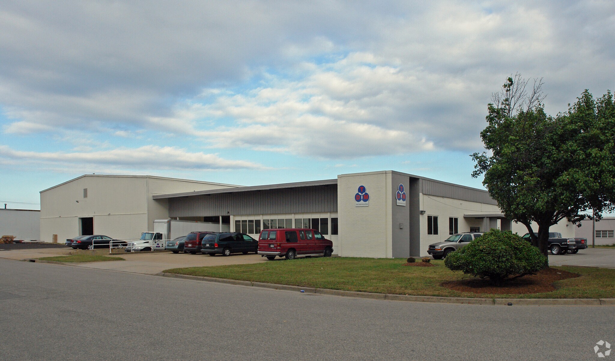 401 Rotary St, Hampton, VA for sale Primary Photo- Image 1 of 1