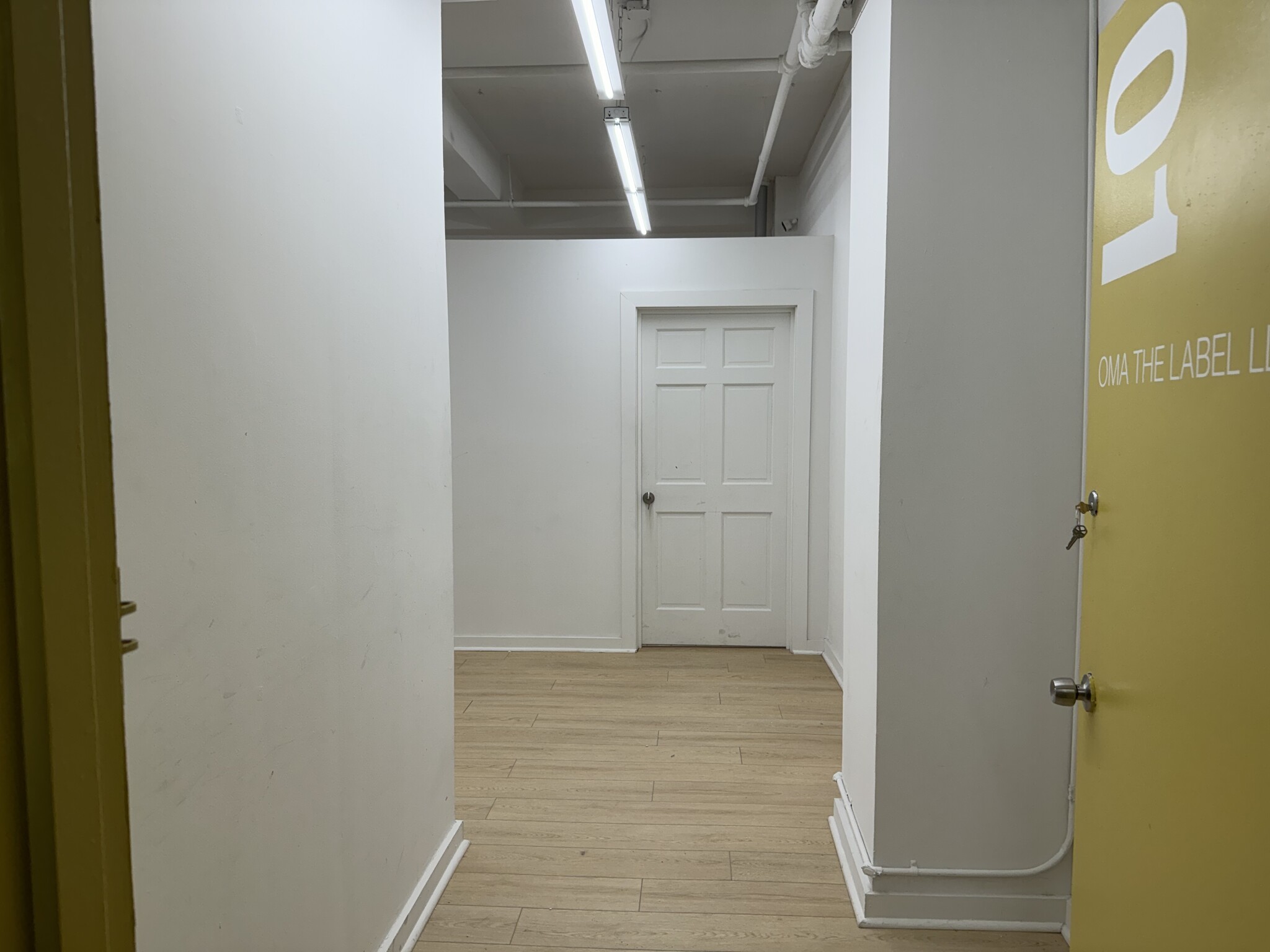 325 W 38th St, New York, NY for lease Interior Photo- Image 1 of 8