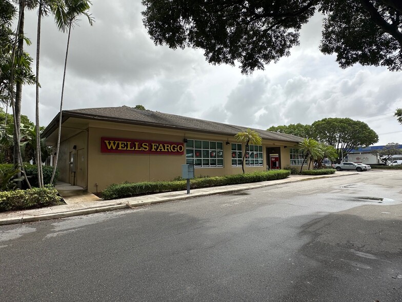 2500 NW 72nd Ave, Miami, FL for sale - Building Photo - Image 1 of 1