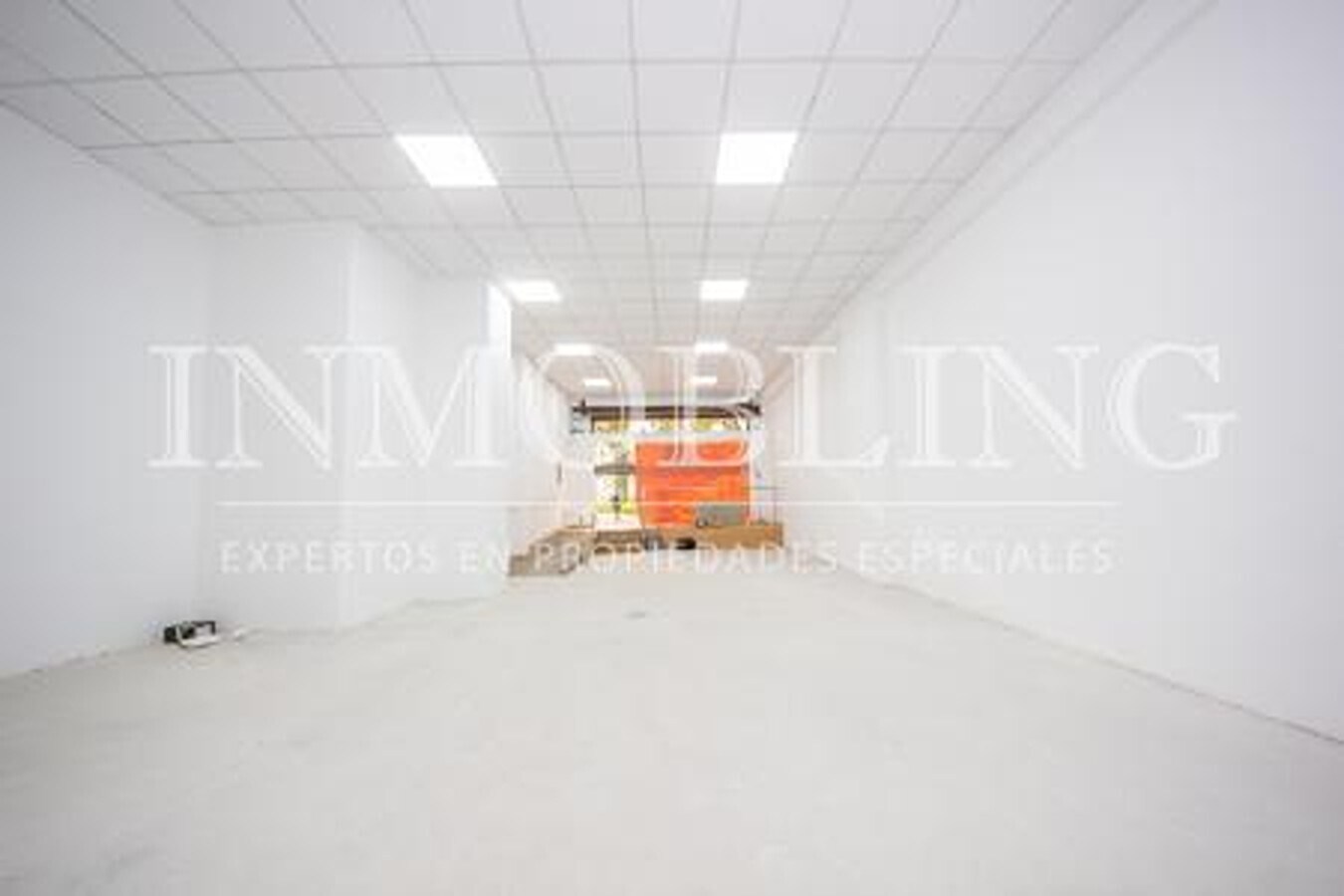 Retail in Mataró, Barcelona for lease Interior Photo- Image 1 of 8