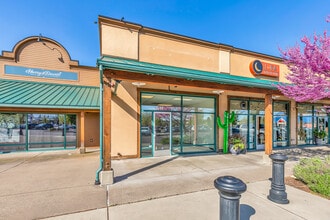 1310 Center Dr, Medford, OR for lease Building Photo- Image 2 of 10