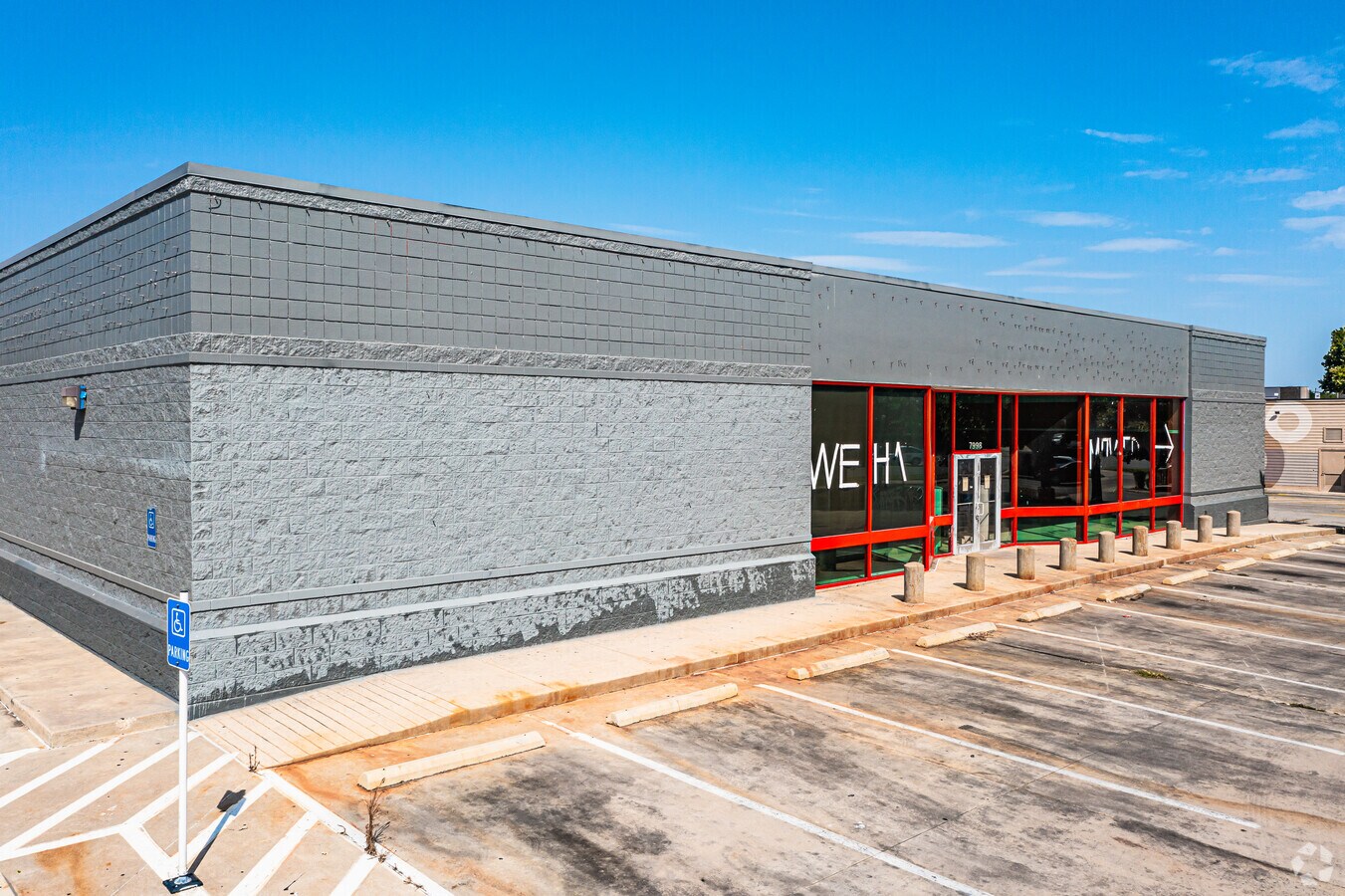 7998 Bandera Rd, San Antonio, TX 78250