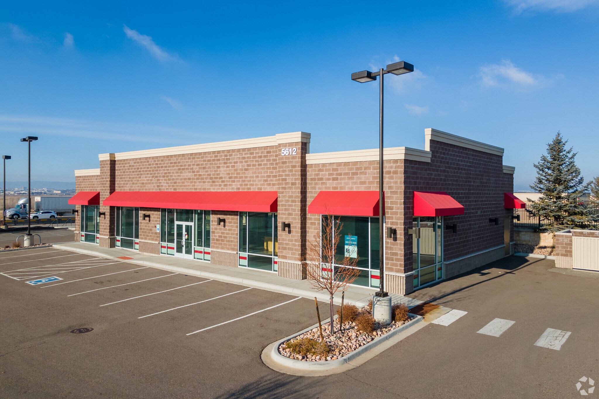 5612 S Parker Rd, Aurora, CO 80015 FreeStanding Building at Pioneer Hills