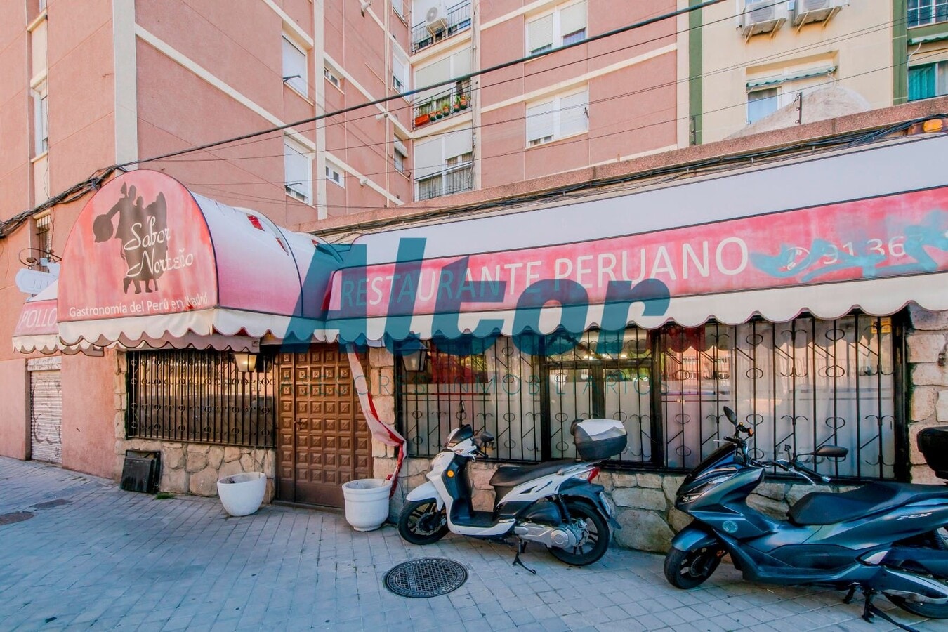 Madrid, MAD 28017 - Unit - -  - Interior Photo - Image 1 of 19