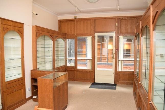 11 Thoroughfare, Ipswich for lease - Building Photo - Image 2 of 3