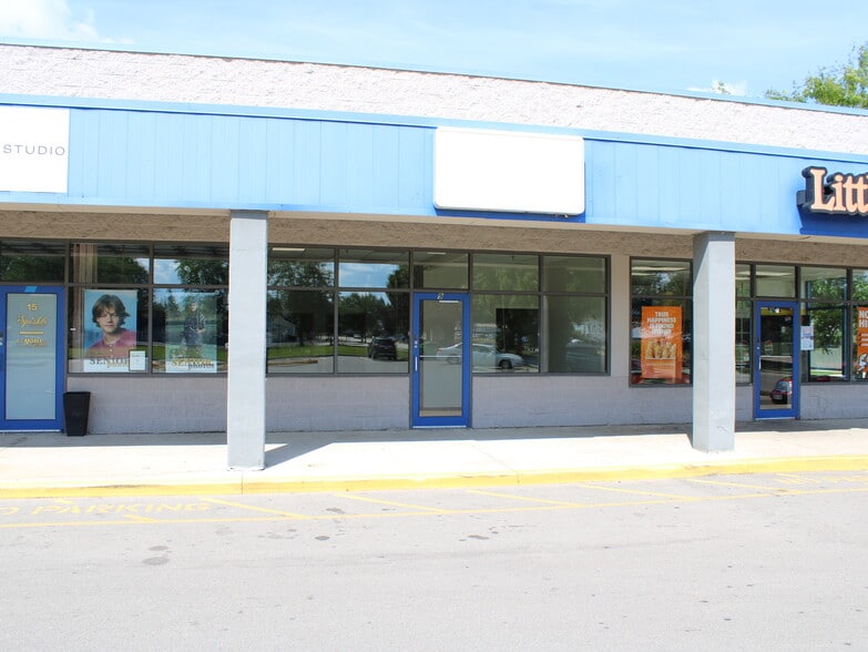 7-75 W Scott St, Fond Du Lac, WI for sale - Building Photo - Image 1 of 5