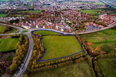 Tithebarn Way, Exeter for sale - Primary Photo - Image 1 of 1