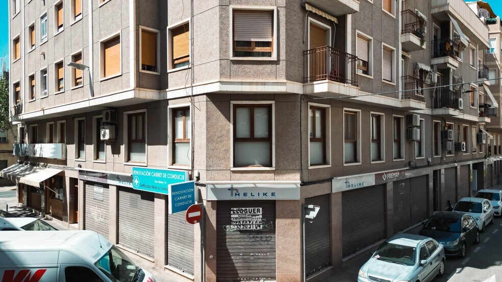 Pedro, 36, Elche, Alicante for sale - Building Photo - Image 1 of 43