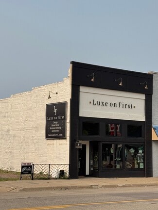 More details for 109 1st Ave, Rock Rapids, IA - Retail for Sale