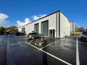 Trevol Ct, Torpoint for lease Building Photo- Image 1 of 3