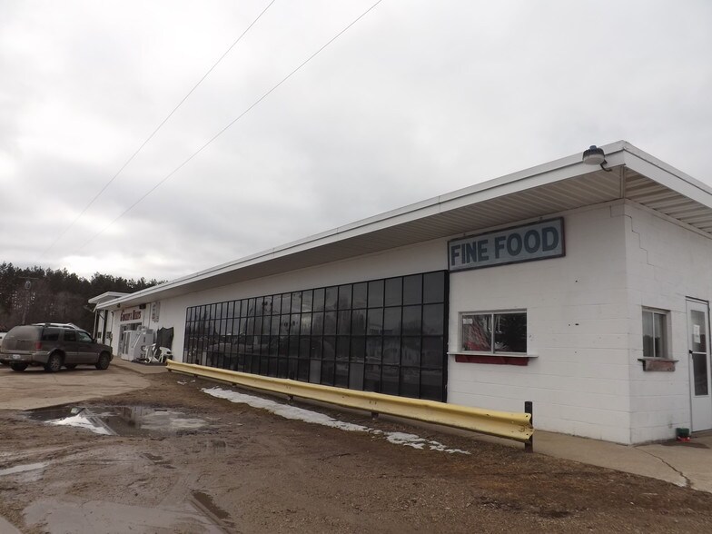 4865 E Moorestown Rd, Lake City, MI 49651