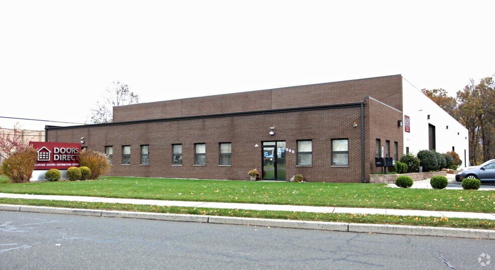 565 Green Ln, Union Township, NJ for lease - Building Photo - Image 3 of 11