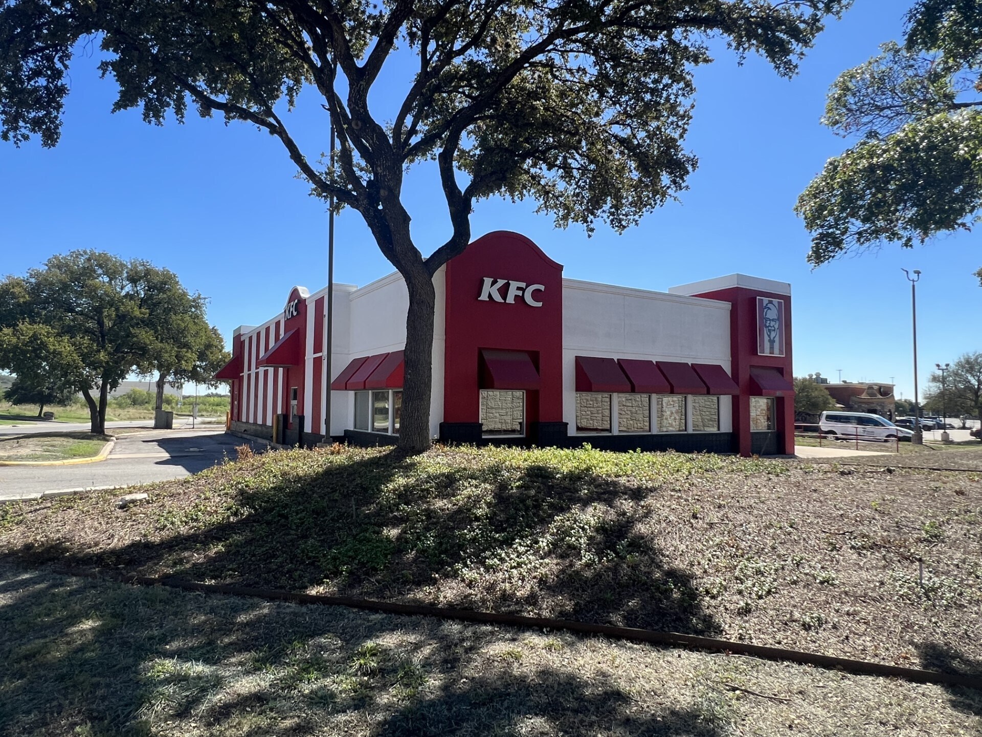 6808 NW Loop 410, San Antonio, TX for sale Building Photo- Image 1 of 1