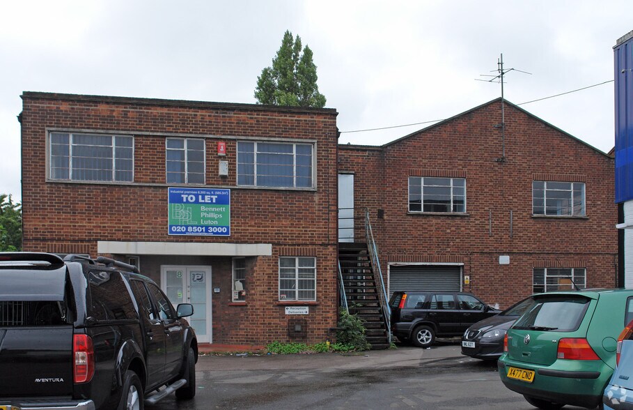 8 Raven Rd, London, E18 1HB