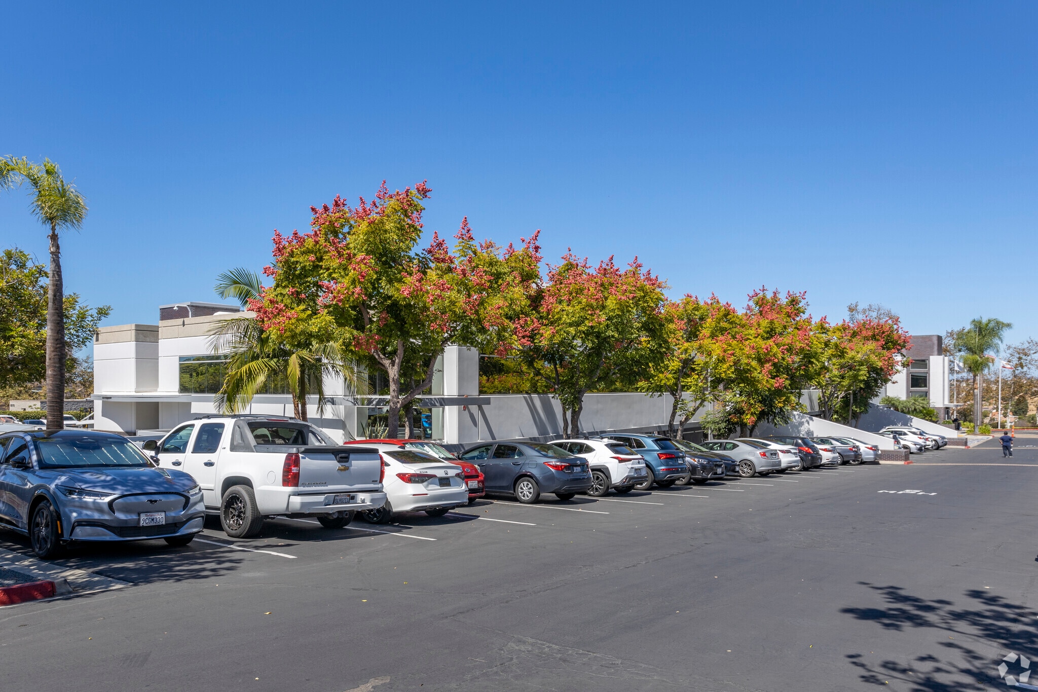 10165 McKellar Ct, San Diego, CA for lease Building Photo- Image 1 of 5