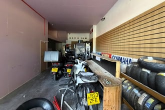 92 Fortune Green Rd, London for lease Interior Photo- Image 1 of 4