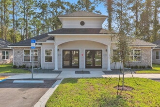 60 Roberts Village Ct, Fruit Cove, FL for lease Interior Photo- Image 2 of 17