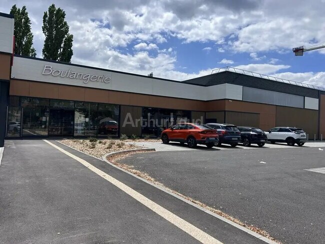 Location Commerce 233 m²
