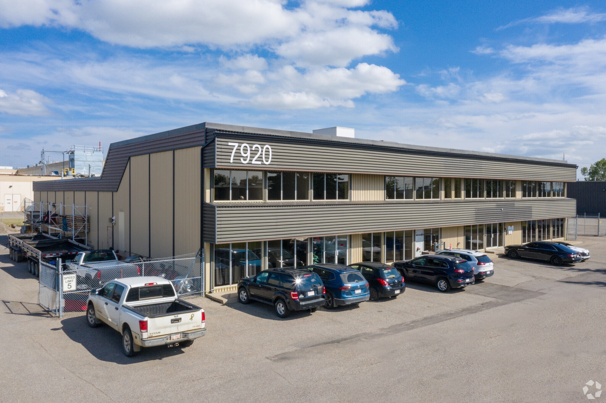 7920 42nd St SE, Calgary, AB for sale Primary Photo- Image 1 of 1