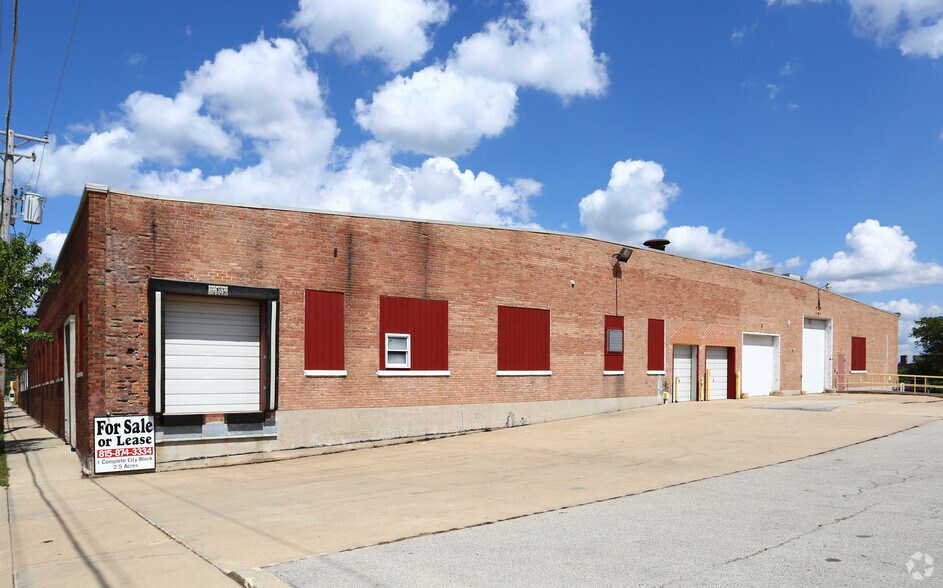 516 Green St, Rockford, IL 61102