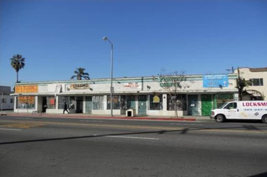 6415-6423 S Normandie Ave, Los Angeles, CA for lease - Primary Photo - Image 1 of 9