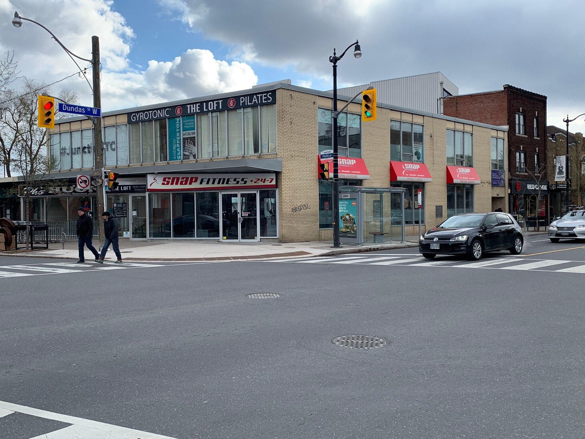 394-400 Pacific Ave, Toronto, ON for lease Building Photo- Image 1 of 7