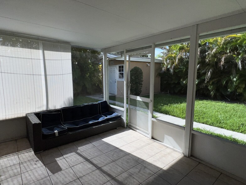 7180 SW 42nd Ter, Miami, FL for sale - Building Photo - Image 3 of 5