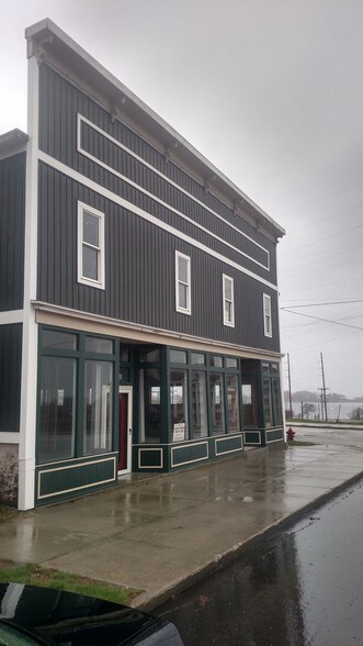 102 2nd St, Ludington, MI for sale - Primary Photo - Image 1 of 1