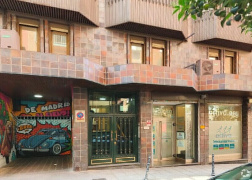 Calle del Conde Duque, 6, Madrid, Madrid for lease - Building Photo - Image 2 of 2