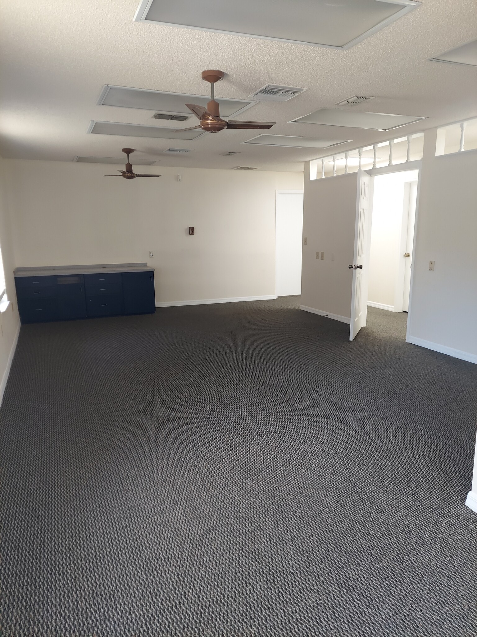 7510 Ridge Rd, Port Richey, FL for lease Building Photo- Image 1 of 5