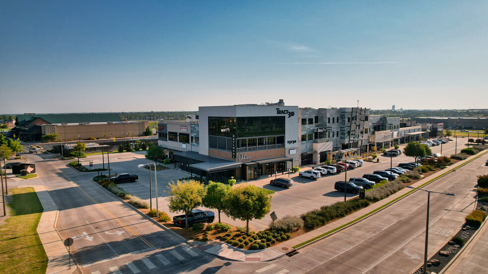 13230 Pawnee Dr, Oklahoma City, OK for lease - Building Photo - Image 1 of 6