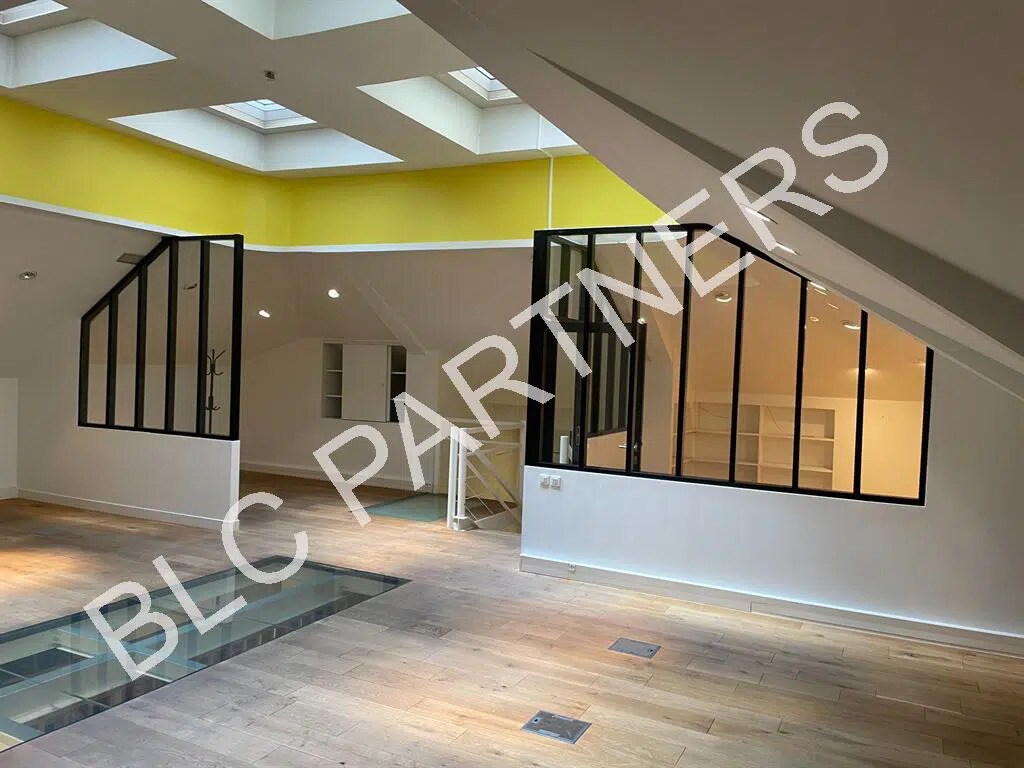 Office in Paris for sale Interior Photo- Image 1 of 9