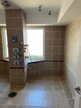 4450 Westbrook Dr, Aurora, IL for lease Interior Photo- Image 1 of 1