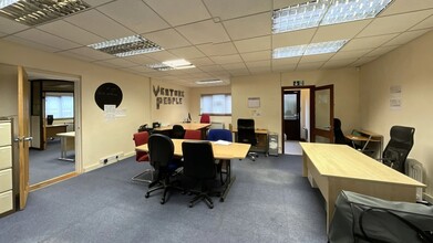 1 Wiston Ave, Worthing for lease Interior Photo- Image 1 of 2