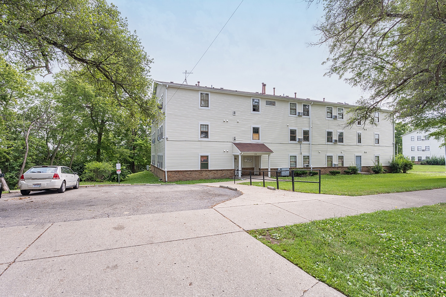 13161414 McArthur Ave, Dayton, OH 45417 C. J. McLin Sr. Apartments