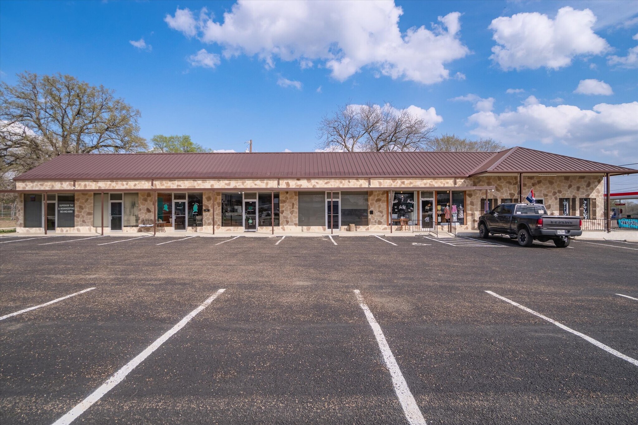 101 Highway 80, Grand Saline, TX 75140