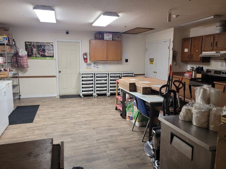 7705 Craft Rd, Olive Branch, MS for sale - Interior Photo - Image 2 of 19