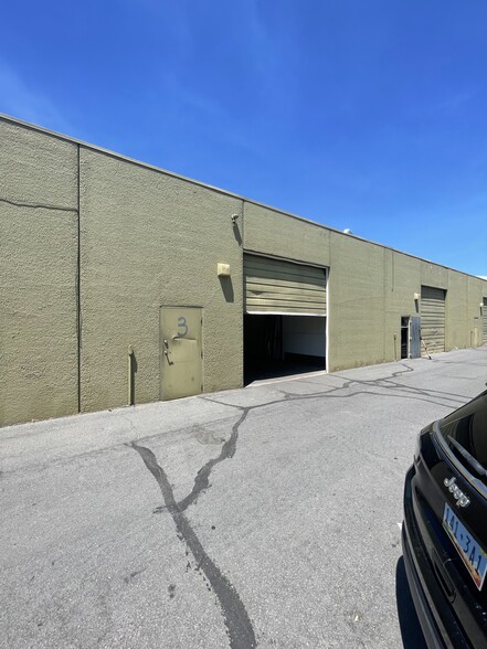 650 S Rock Blvd, Reno, NV for lease - Building Photo - Image 2 of 9