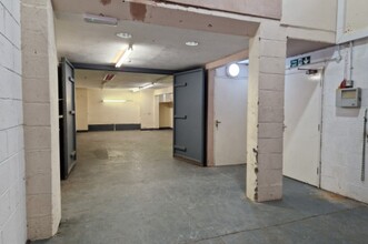 Stockholm Rd, Hull for lease Interior Photo- Image 2 of 4