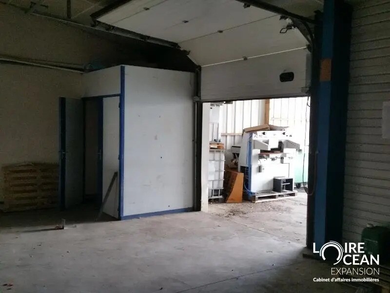 Flex in Nantes for lease Interior Photo- Image 1 of 4