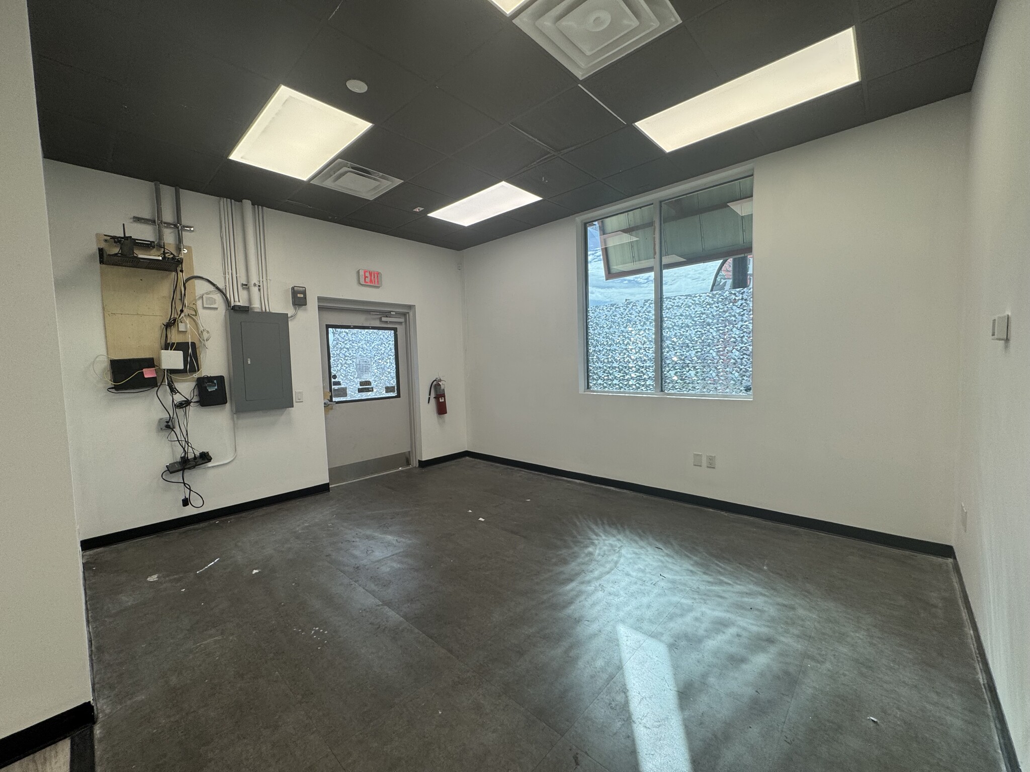 2645-2657 S Orange Ave, Orlando, FL for lease Interior Photo- Image 1 of 4